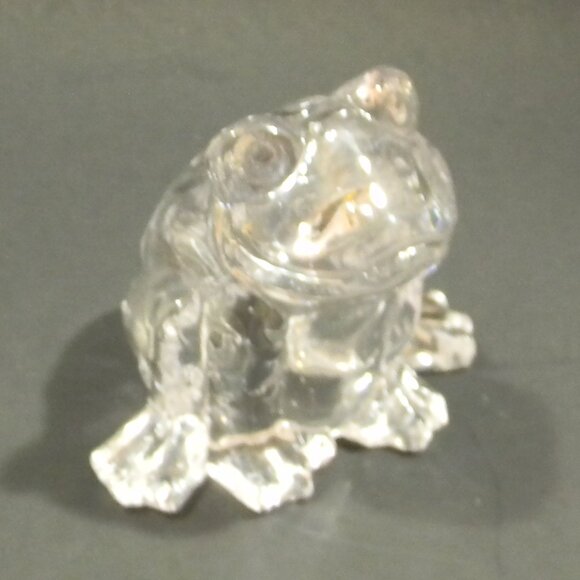 Vintage Glass Frog Paperweight Office Home Decor Excellent Condition - Picture 4 of 5